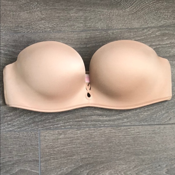 Victoria’s Secret strapless bombshell bra 32B